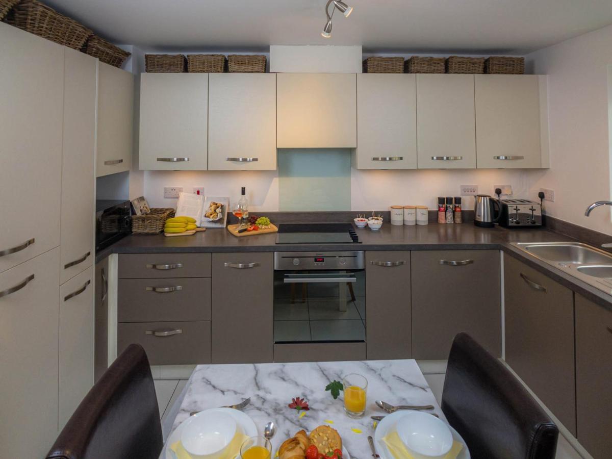 노팅엄 Modern 2 Bed House With Parking And Garden 빌라 외부 사진